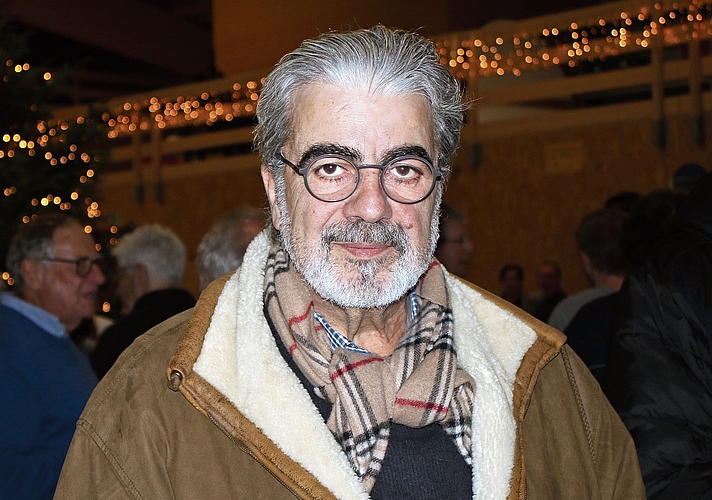 Philippe Rey gratuliert Markus Haas an dessen Wahlfeier. bär Philippe Rey gratuliert Markus Haas an dessen Wahlfeier. bär