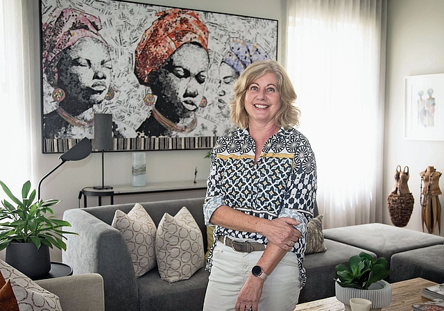 Pamela Nayler im Wohnzimmer ihres Hauses in Constantia, einem Vorort von Kapstadt in Südafrika.Jijo Ganesan