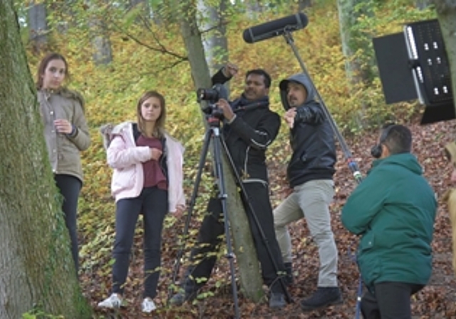 Filmszene wird im Neuenhofer Wald gedreht.Heinz Ackle