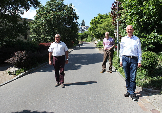 Hansjörg Brönnimann, Heinz Ernst und Jürg Baumgartner (v.l.) sind für den Erhalt der heutigen Verkehrsführung. Rahel Bühler