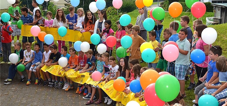 Luftig leichter und bunt gemischter Neuanfang in der 1. Klasse. Foto: zVg