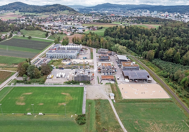 Es wird kein Kunstrasenplatz gebaut zwischen der SBB-Bahnlinie und dem bestehenden Naturrasenplatz.Bild: Jasmin Marte