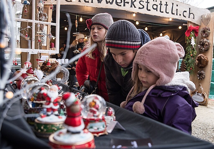 Weihnachtsdekoration gab es am Christchindlimärt jede Menge zu kaufen. 
