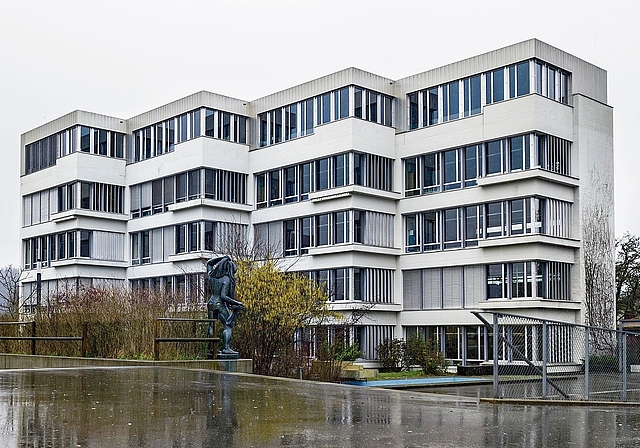 Schule Margeläcker soll zum Oberstufenzentrum ausgebaut werden. Philippe Neidhart