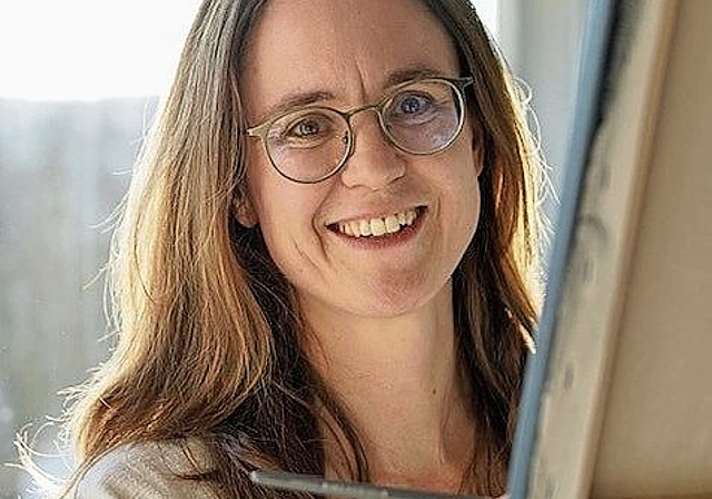 Tina Fischer findet Kraft im Malen. zVg
