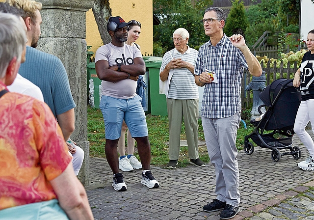 Vizeammann Daniel Burger auf dem Rundgang.