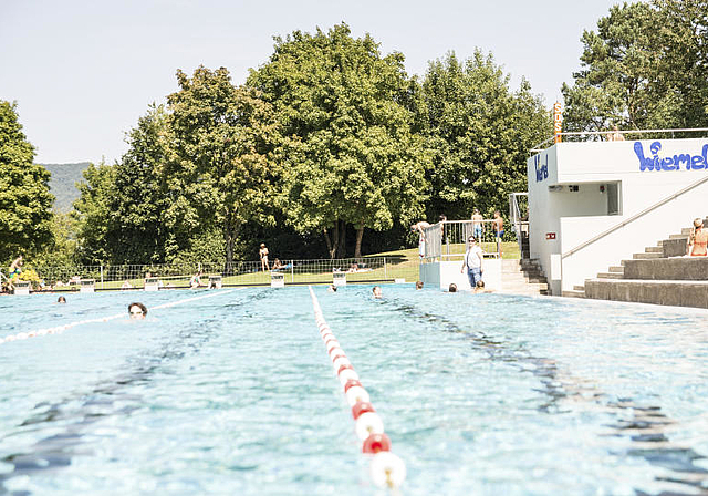 Zum Schwimmbad Wiemel <em>gehört seit Jahren eine Badi-Beiz. AZ Archiv/bsc</em>
