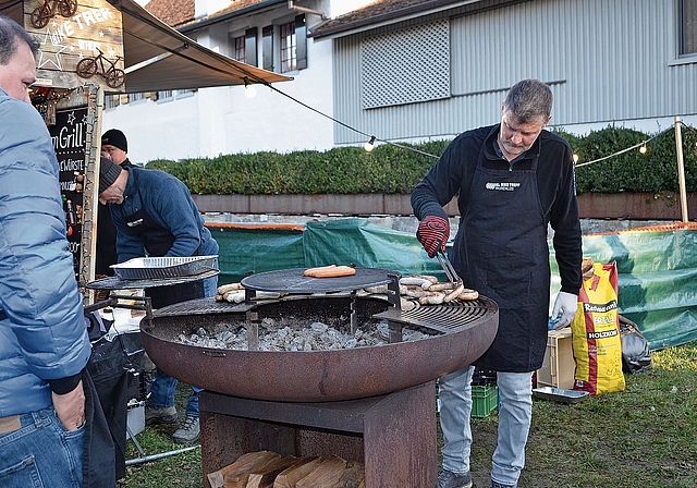Feine Würste vom Grill gibt es hier. ihk