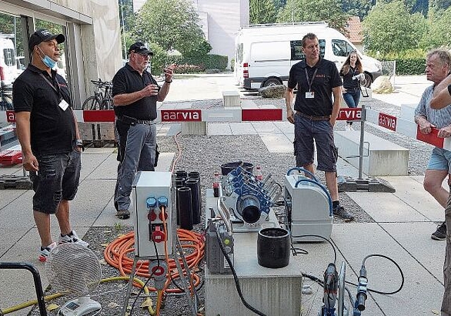 Strom und Wasser: Das ist keine Baustelle, sondern Anschauungsmaterial am Erlebnistag. (Bild: Dieter Minder)