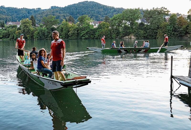 Der Fährbetrieb des Limmatclubs Baden (LCB) wird rege benützt.gk